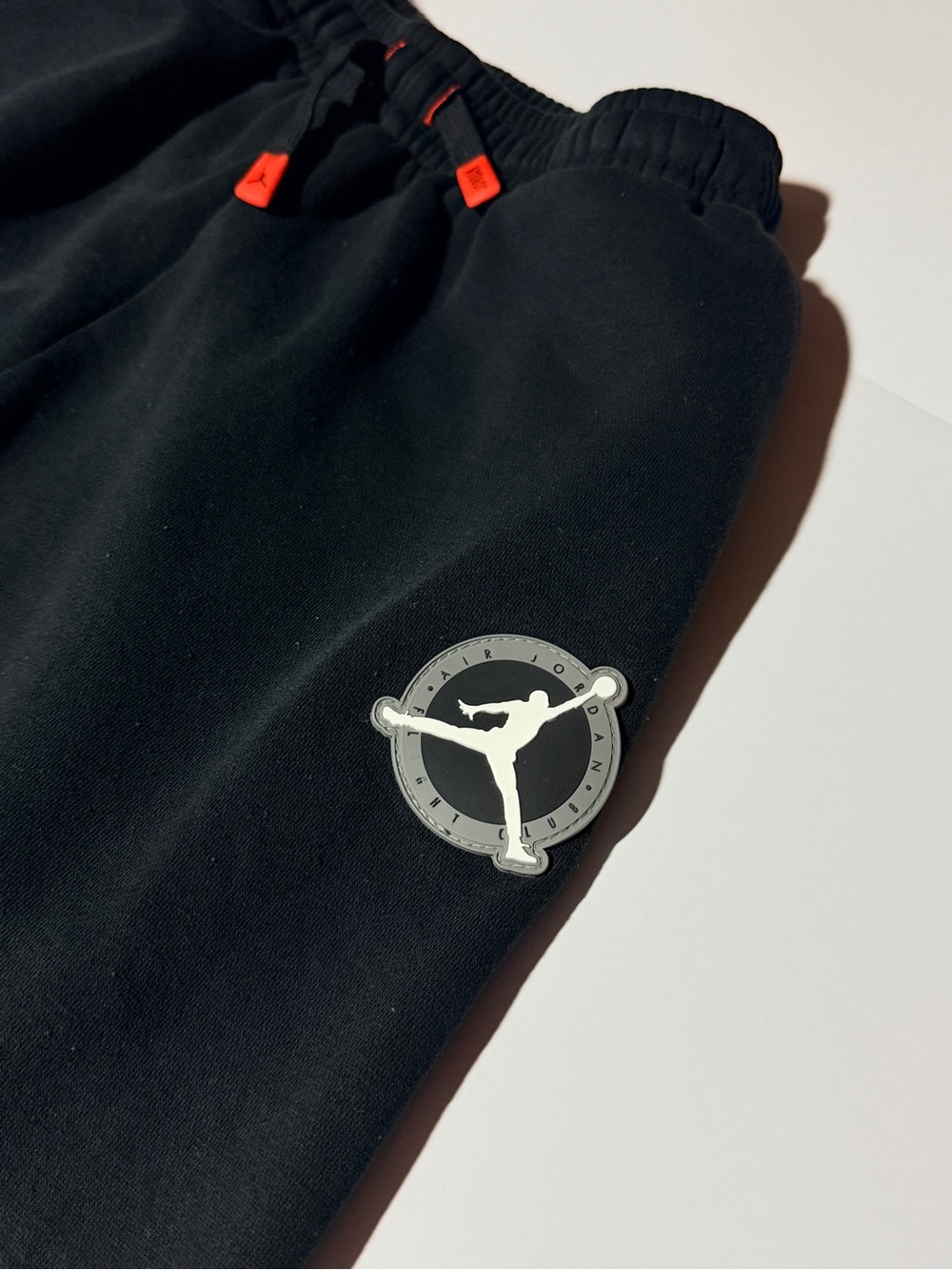 Nike Air Jordan Boys Black Fleece Jogger Sweatpants Drawstring Athletic Pants